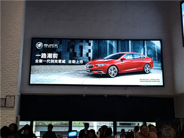 室內全彩LED顯示屏播放汽車廣告